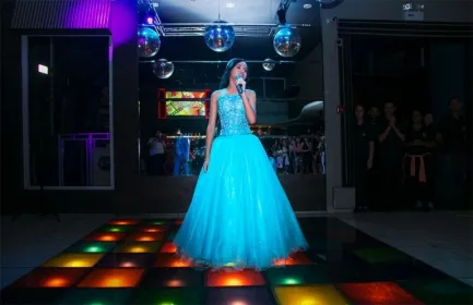 Debutante